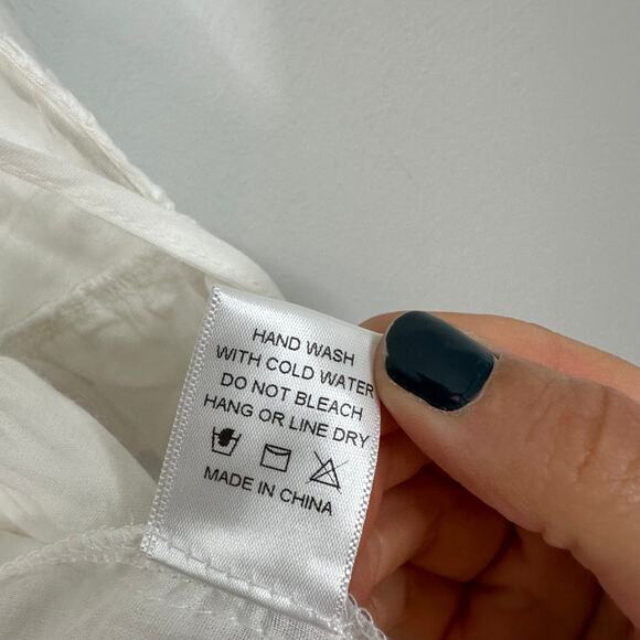 Love Wednesday White Eyelet Tie Front Flutter Sleeve Blouse - Picture 7 of 7